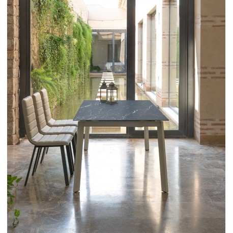 MESA DE COMEDOR EXTENSIBLE IFACH TAPA PORCELANICO